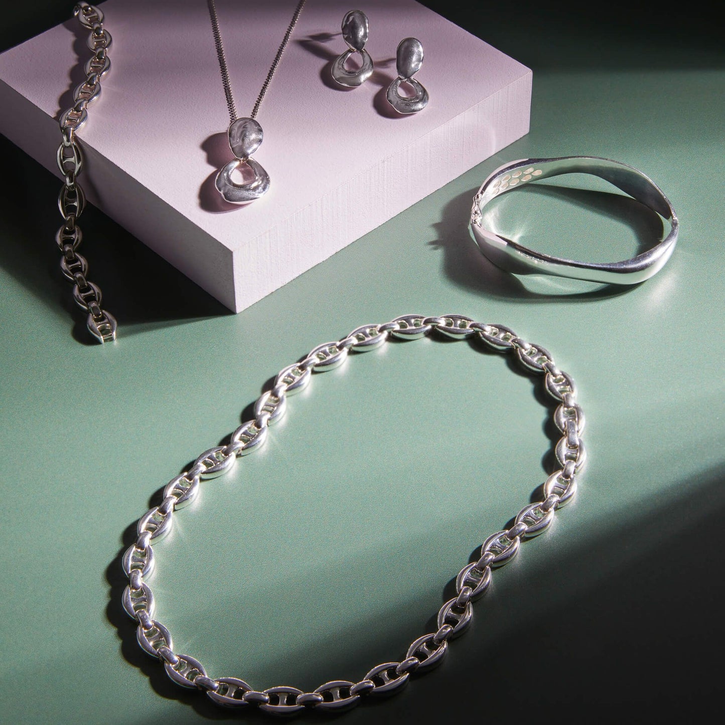 Molten Oval Doorknocker Drop Earrings