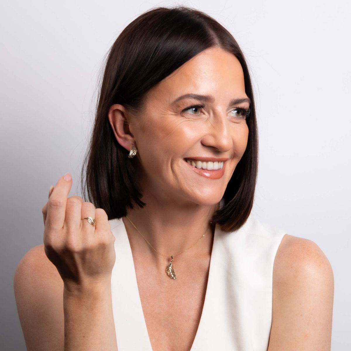 Feather Pendant in 9ct Gold