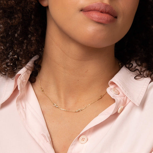 U Shape Link Station Necklace in 9ct Gold