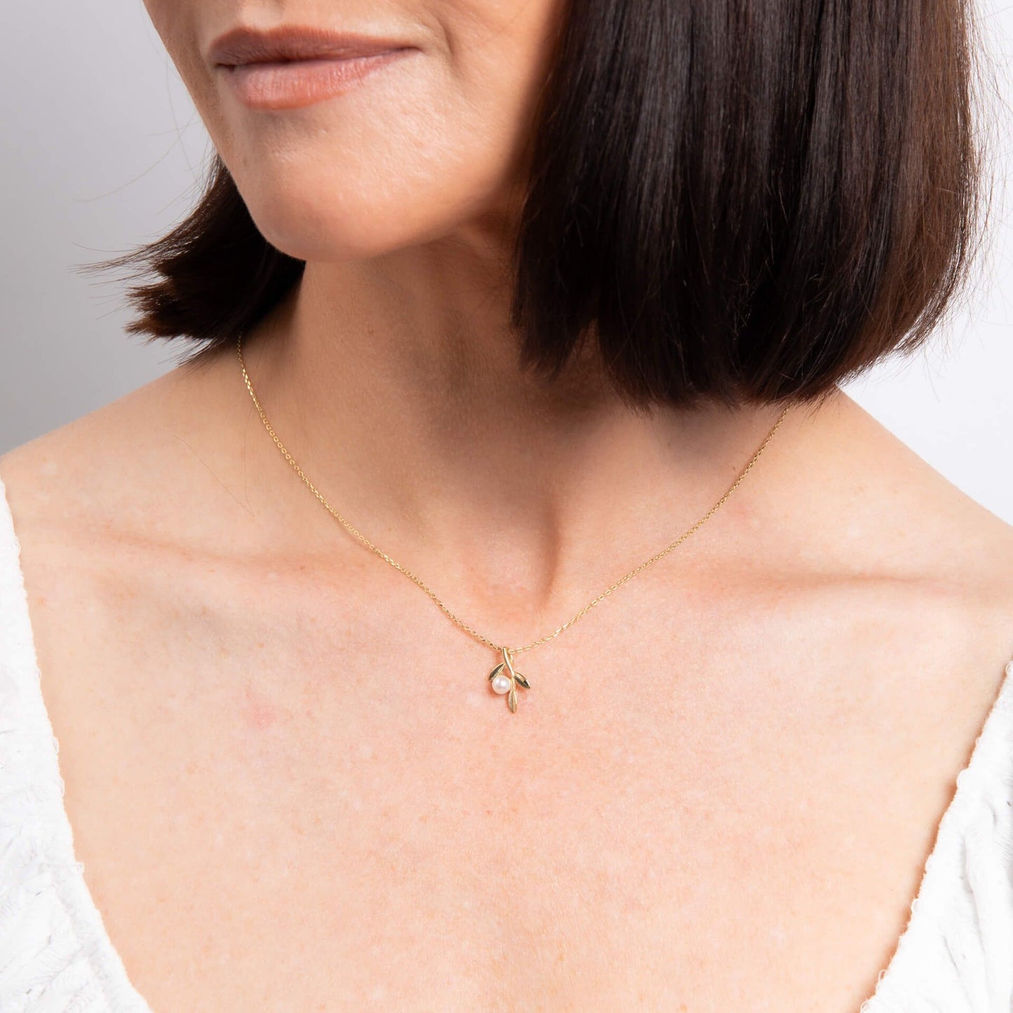 Willow Necklace in 9ct Gold