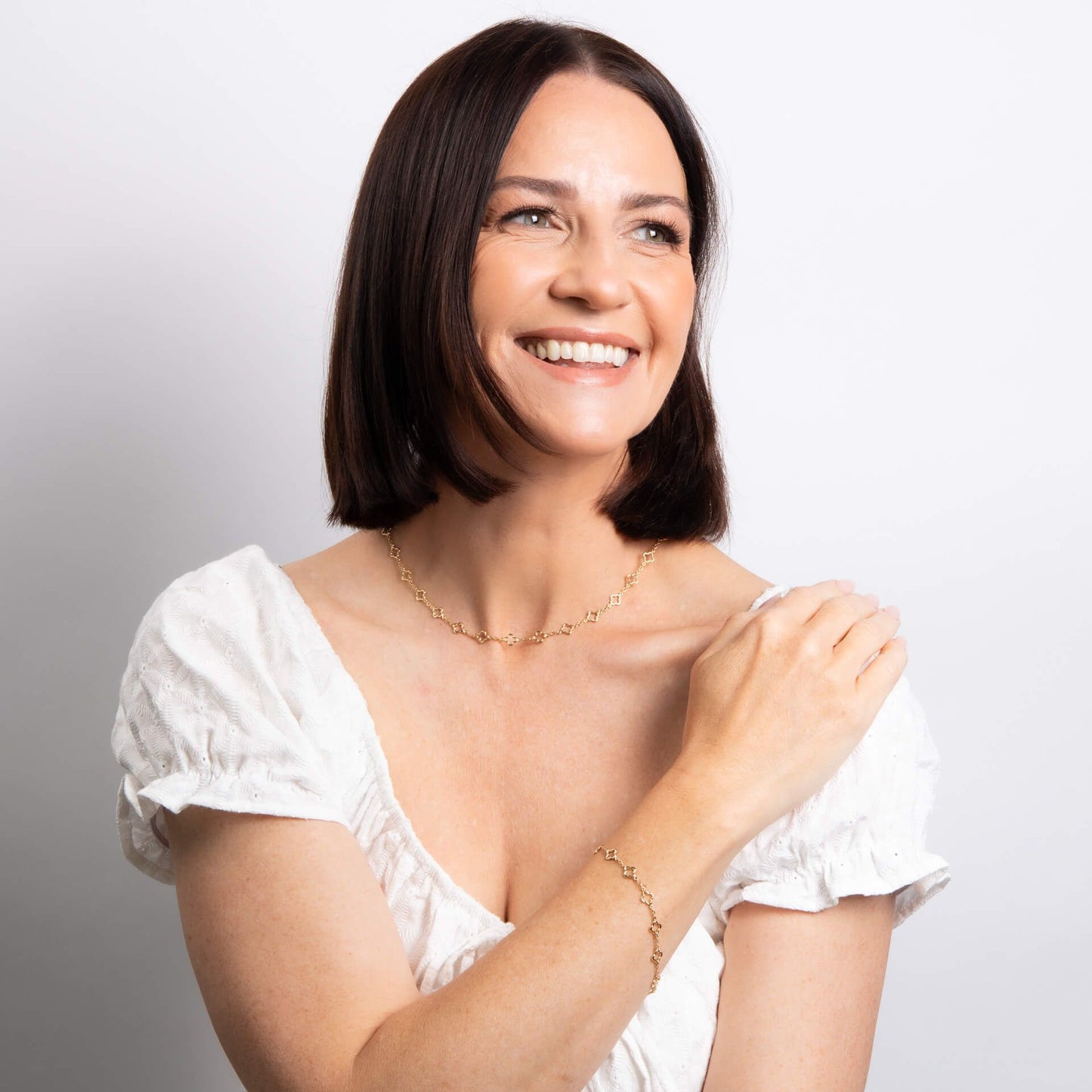 Quatrefoil Station Bracelet in 9ct Gold